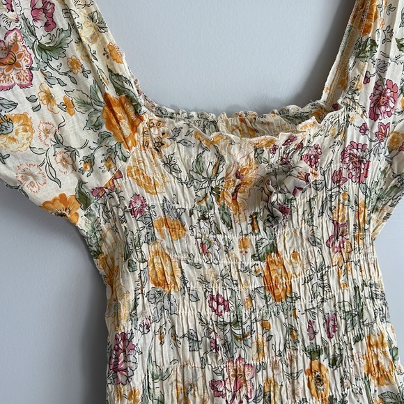 VINTAGE FLORAL GOWN - Picture 3 of 7